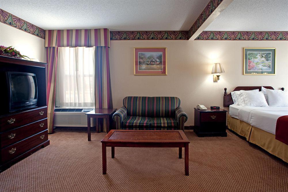 Quality Inn & Suites Clemmons I-40 Chambre photo