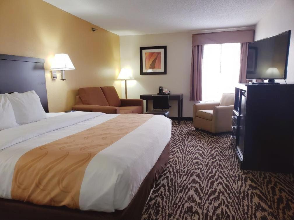 Quality Inn & Suites Clemmons I-40 Extérieur photo