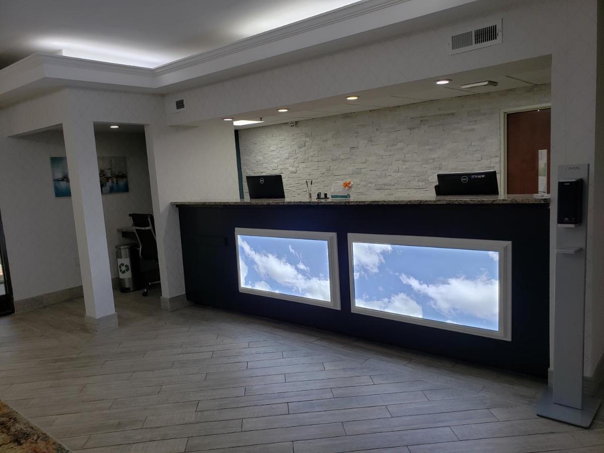 Quality Inn & Suites Clemmons I-40 Extérieur photo