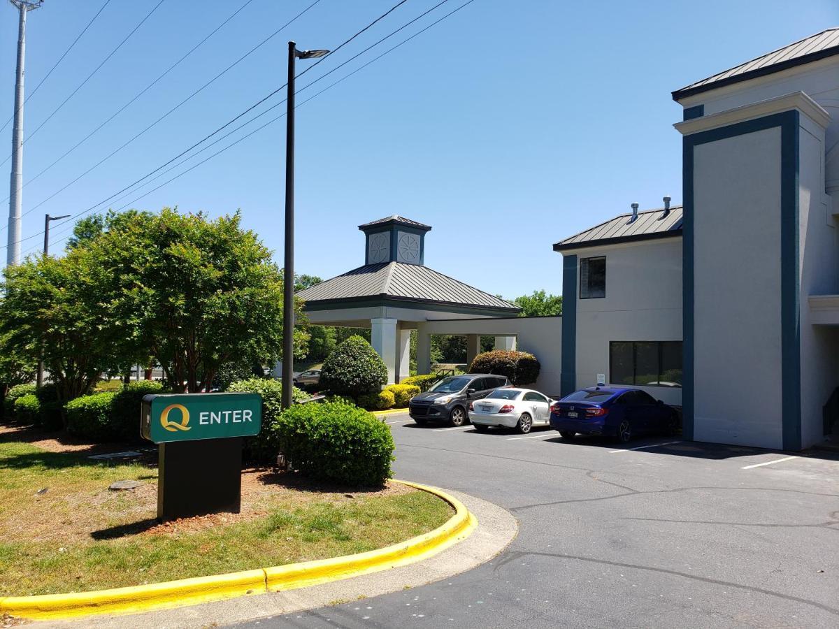 Quality Inn & Suites Clemmons I-40 Extérieur photo