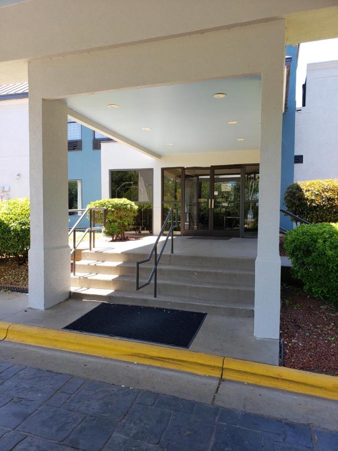 Quality Inn & Suites Clemmons I-40 Extérieur photo