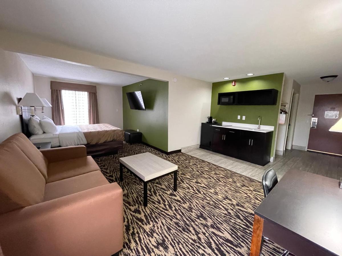 Quality Inn & Suites Clemmons I-40 Extérieur photo