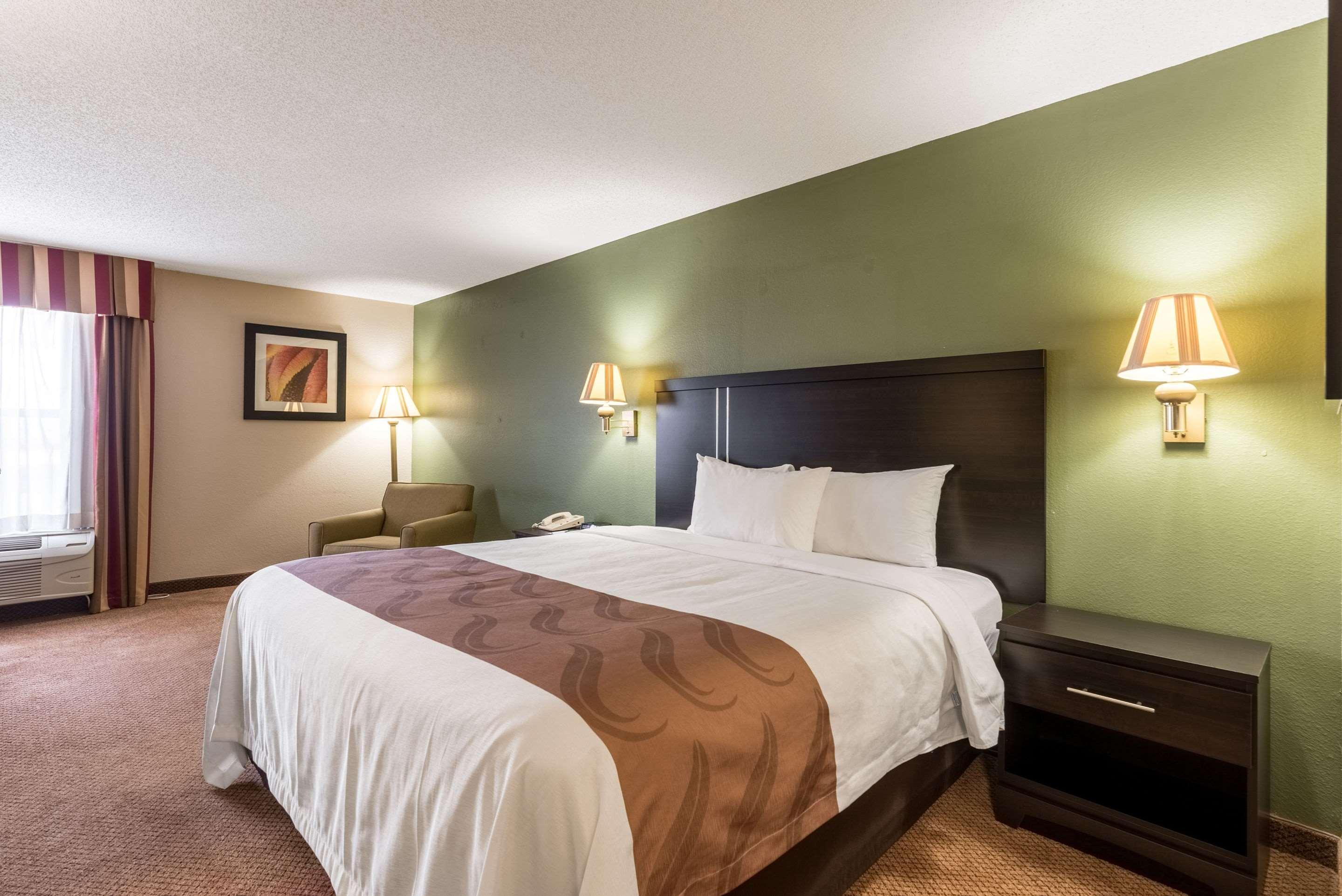 Quality Inn & Suites Clemmons I-40 Extérieur photo