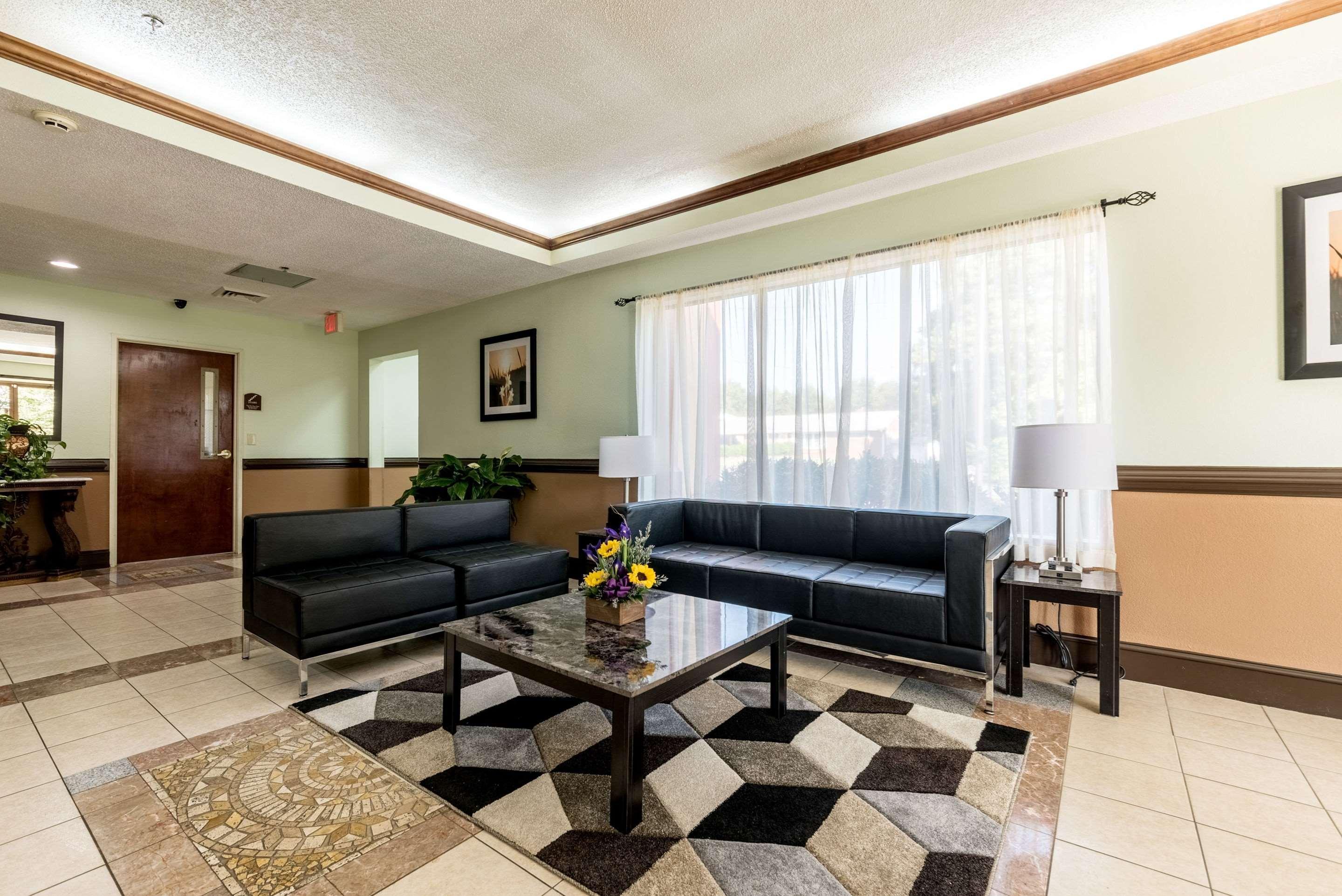 Quality Inn & Suites Clemmons I-40 Extérieur photo
