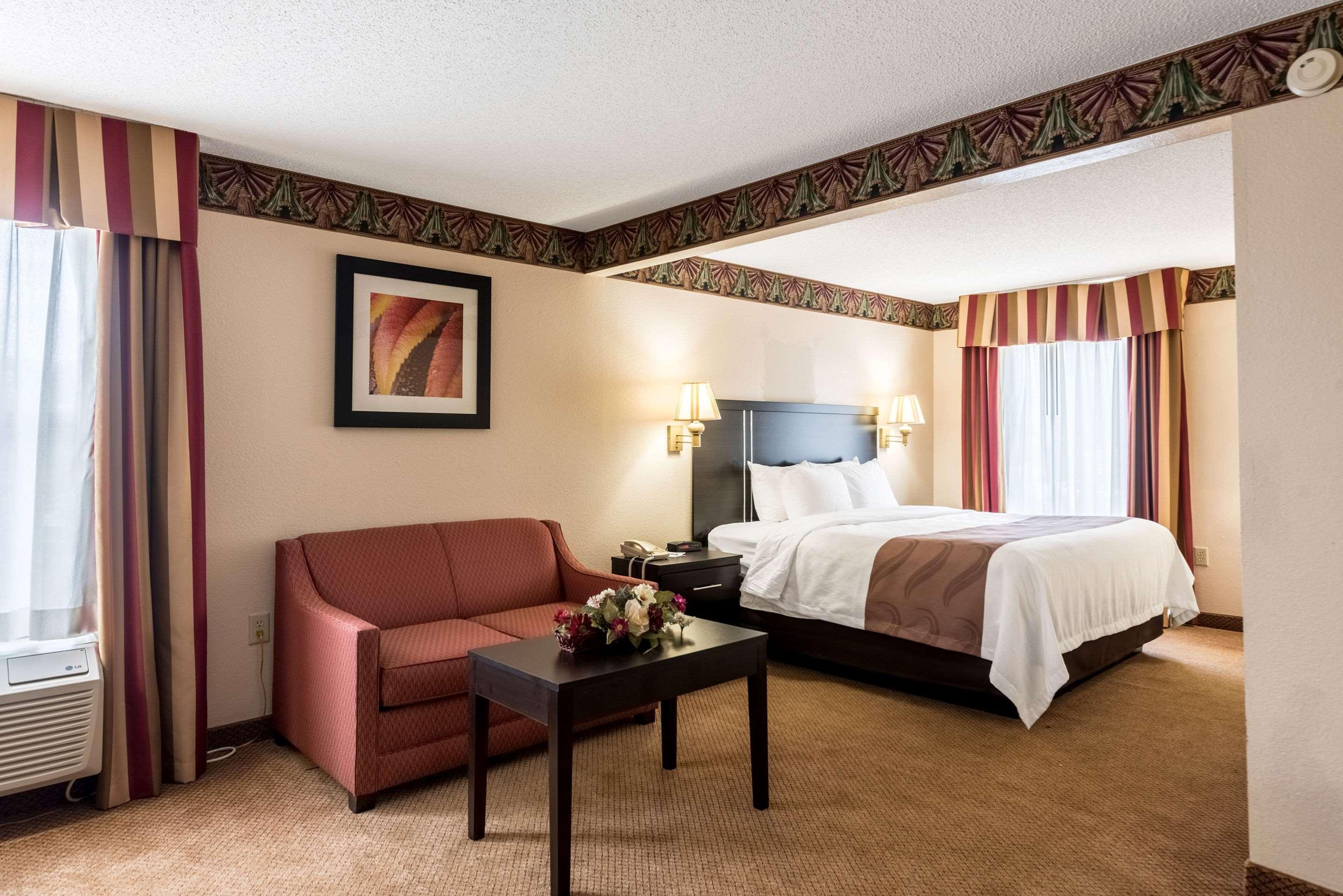 Quality Inn & Suites Clemmons I-40 Extérieur photo